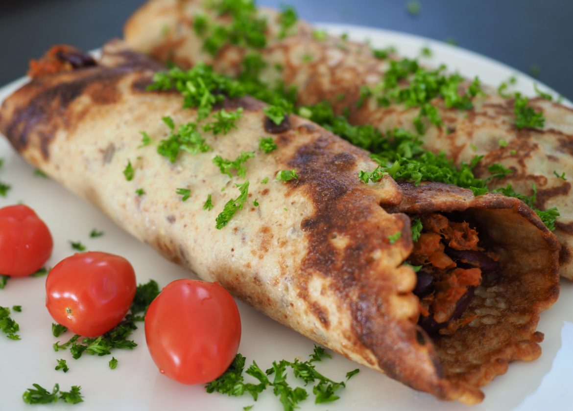 Meergranenpannenkoek met vulling van tonijn en kidneybonen